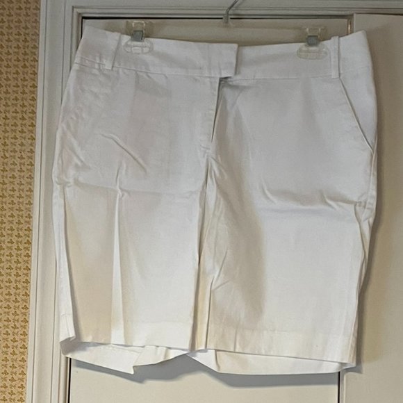 Nicole White Bermuda Shorts - 10 - Picture 1 of 5